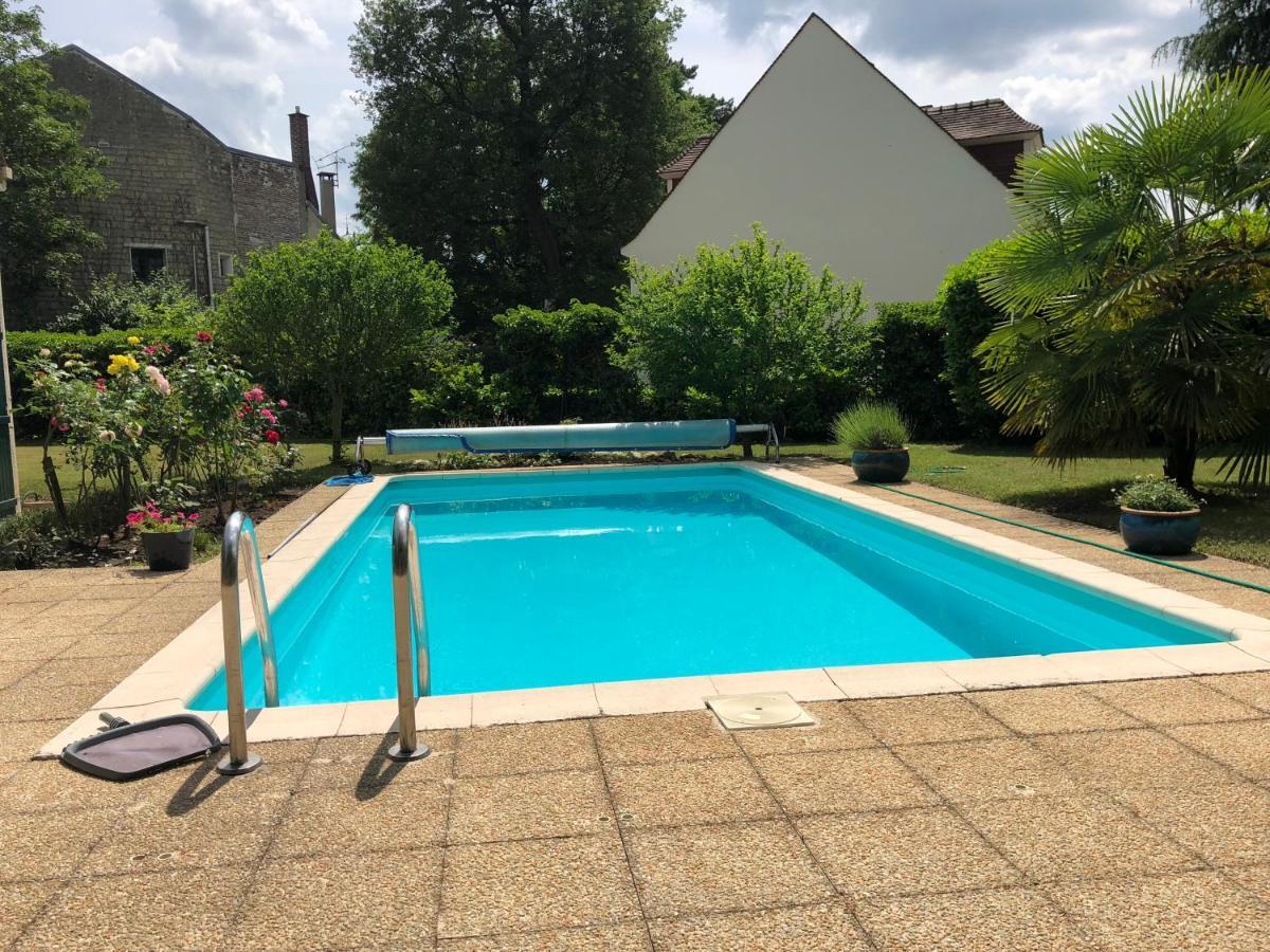 Les Hibiscus Bed & Breakfast Maisons-Laffitte Eksteriør bilde